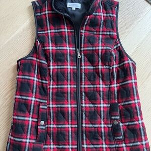 Northern Reflections Red & Black Plaid Quilted Vest